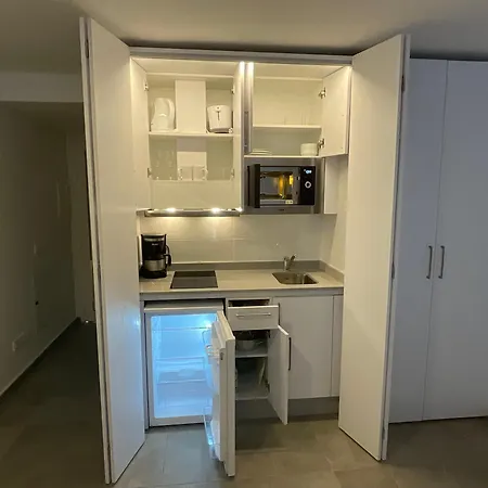 Отель Kikere 3*