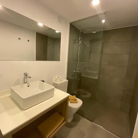 Hotel Kikere 3*