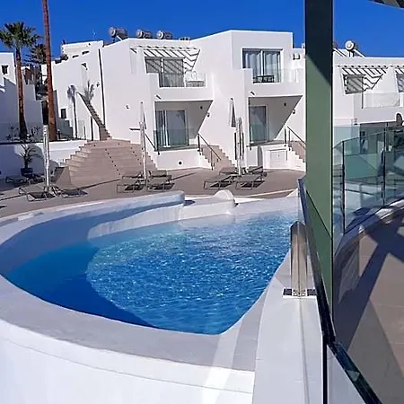 Kikere Otel Puerto del Carmen (Lanzarote)